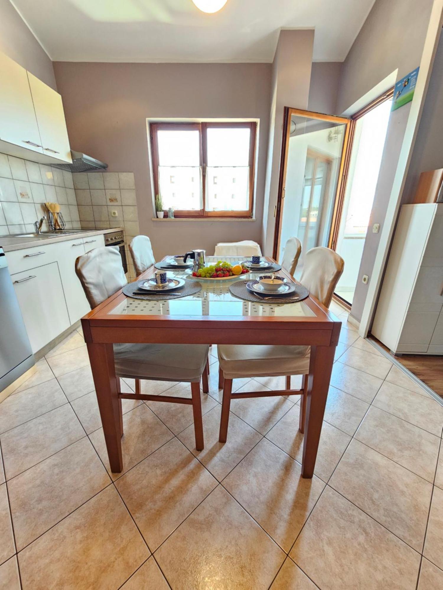 Apartment Neven Rovinj Parking Place Extérieur photo
