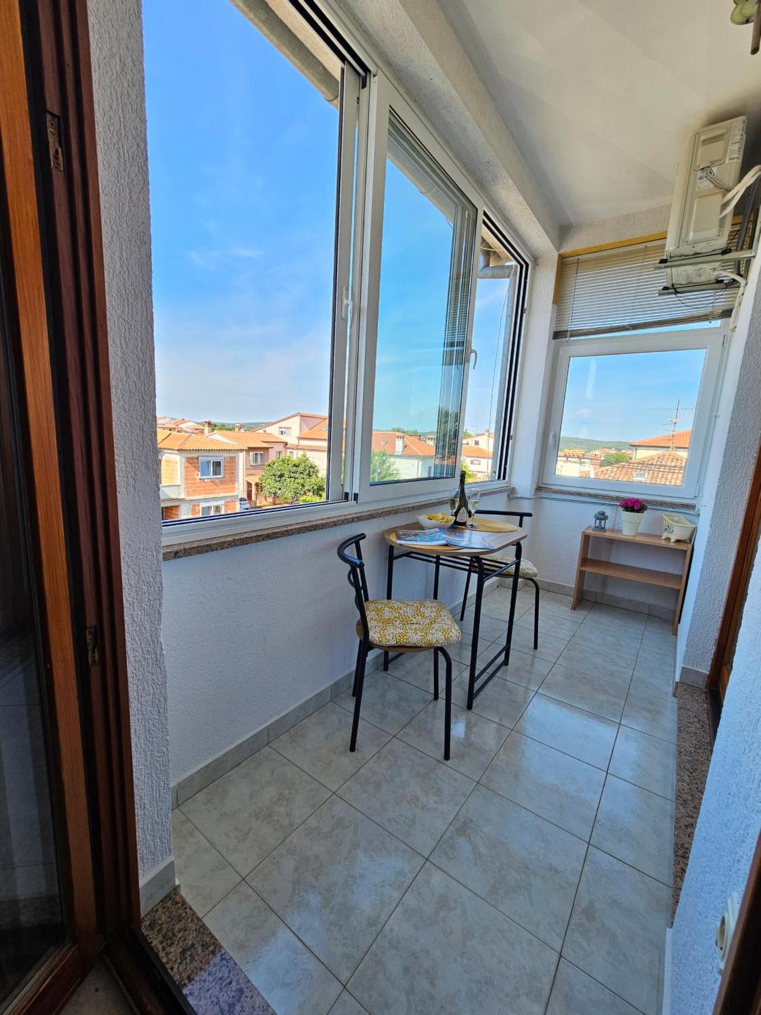 Apartment Neven Rovinj Parking Place Extérieur photo